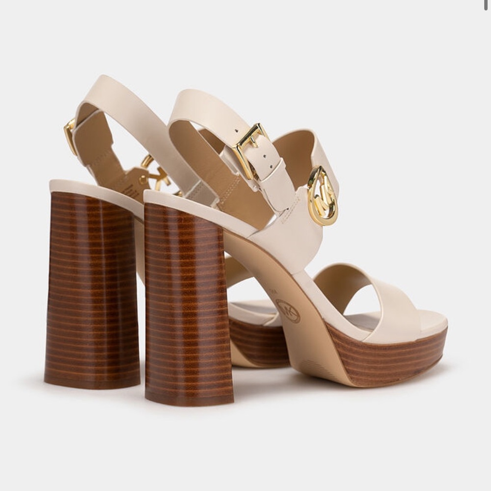 Michael Kors Leather Cream Summer Platform Sandal NIB size 9 - Picture 3 of 11
